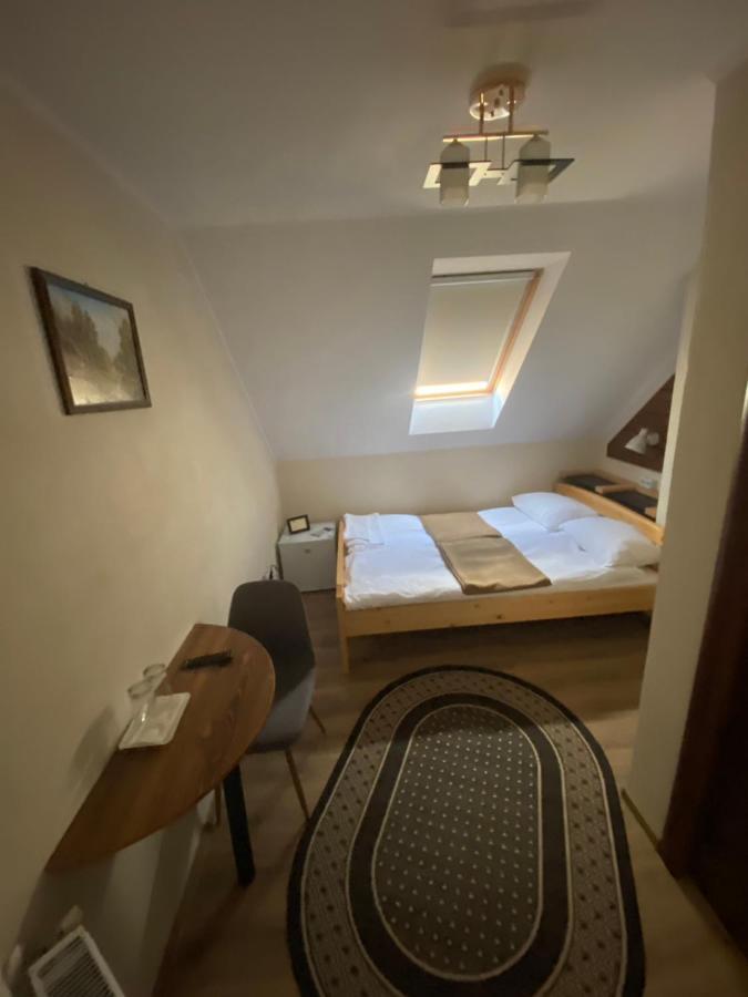 Grádics Panzió Hotel Siculeni Exterior foto